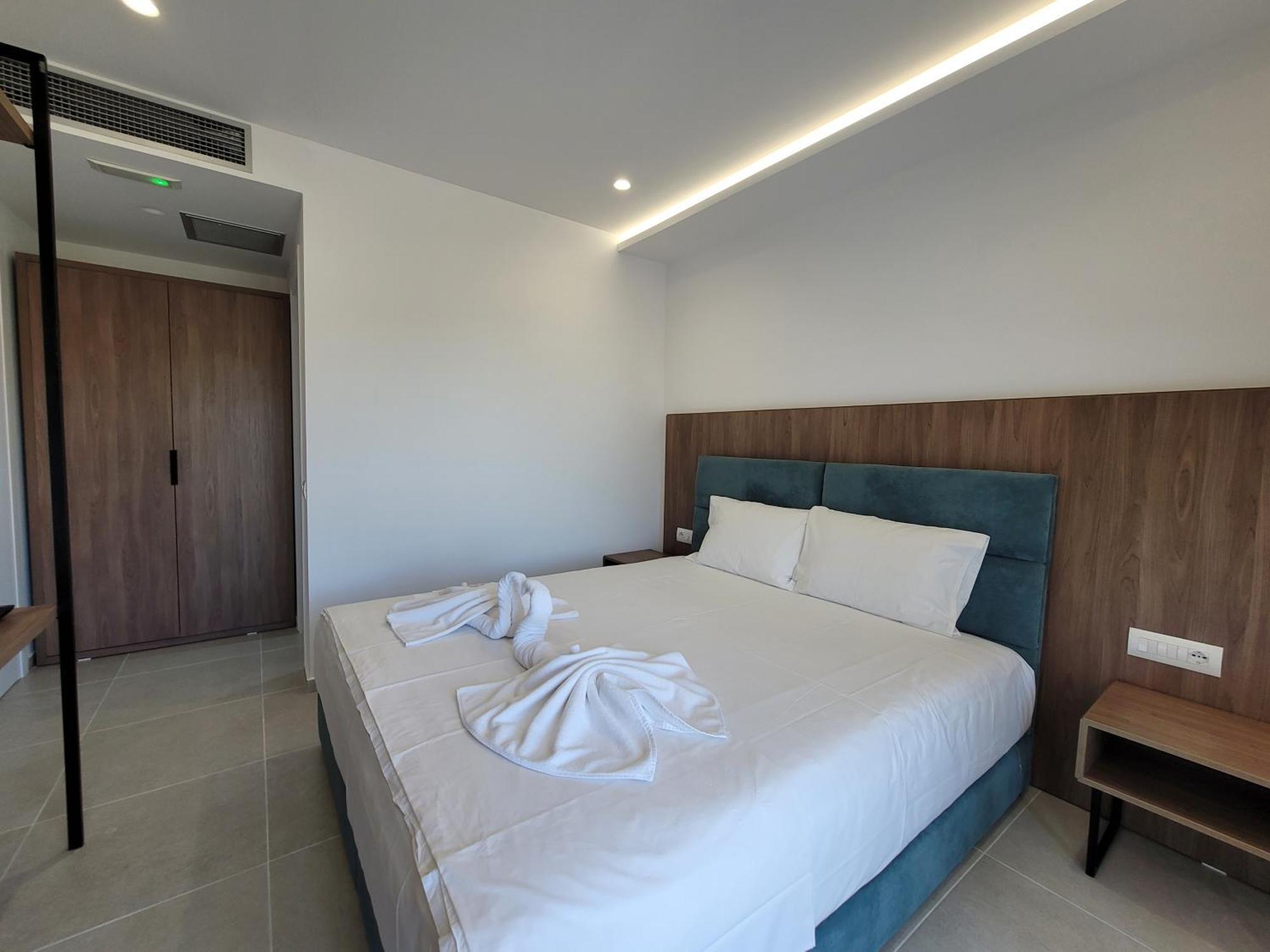 Prestige Hotel Ксамил Экстерьер фото