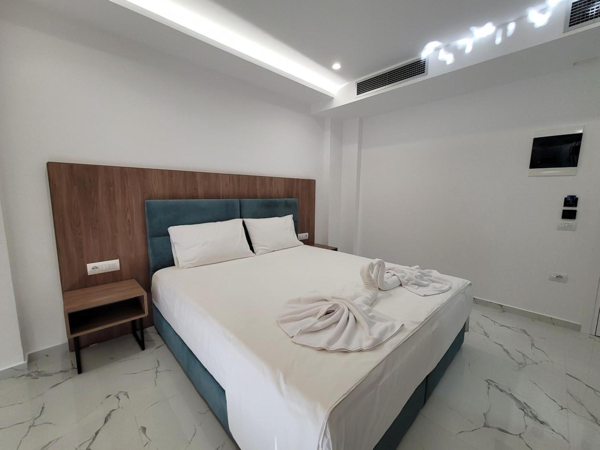 Prestige Hotel Ксамил Экстерьер фото