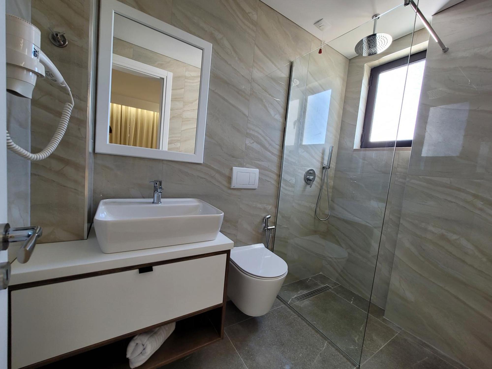 Prestige Hotel Ксамил Экстерьер фото
