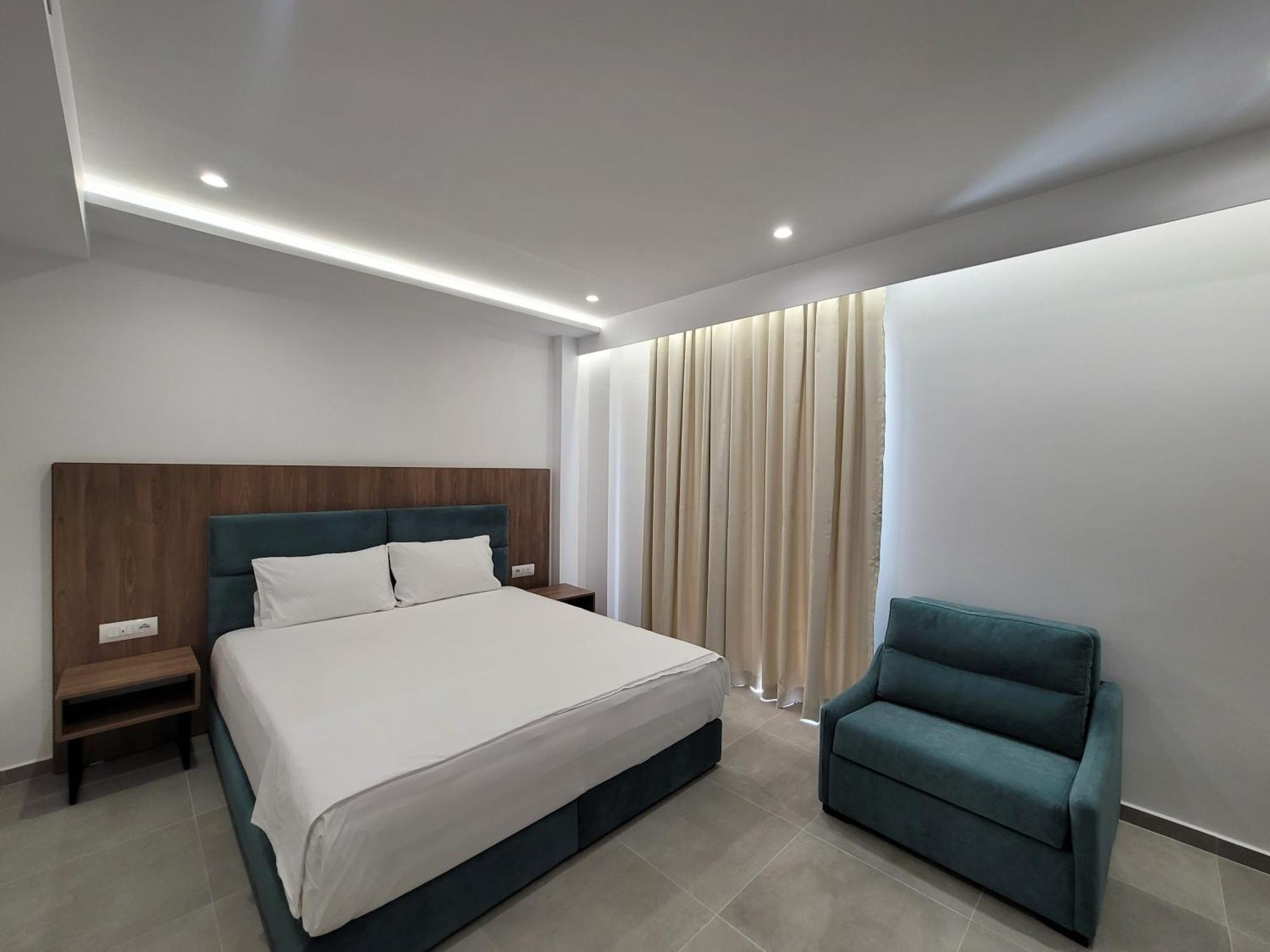 Prestige Hotel Ксамил Экстерьер фото