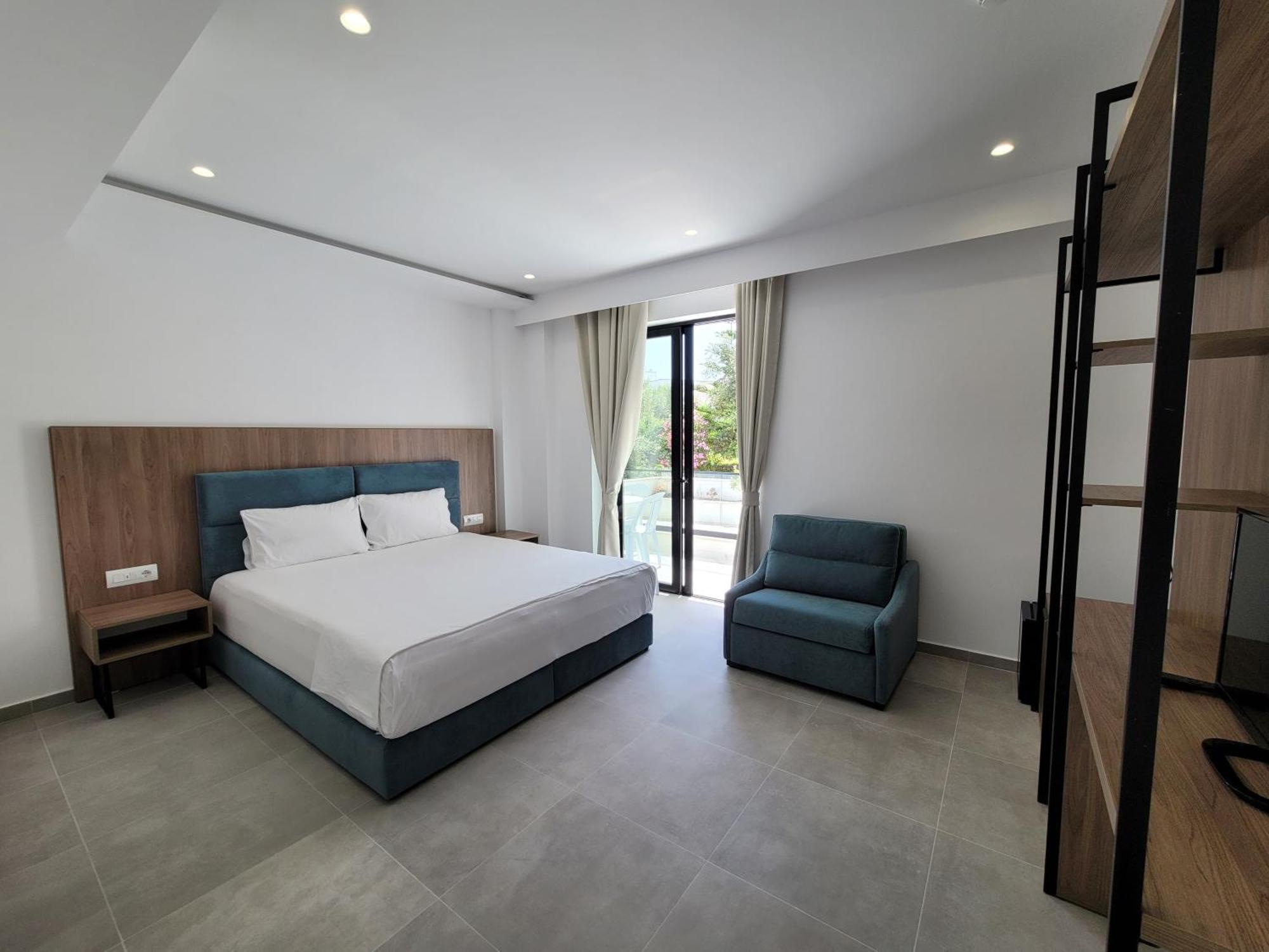 Prestige Hotel Ксамил Экстерьер фото