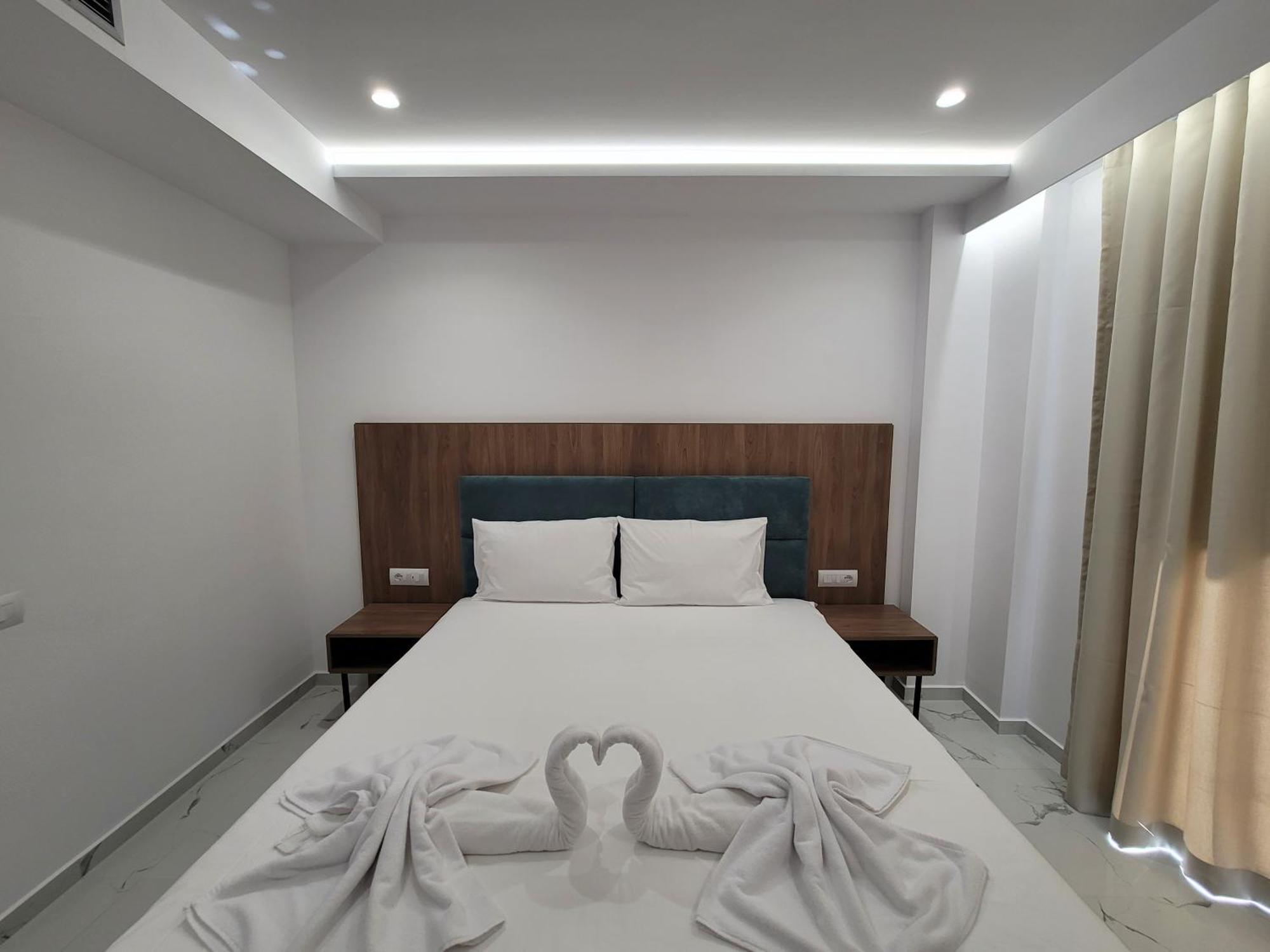 Prestige Hotel Ксамил Экстерьер фото